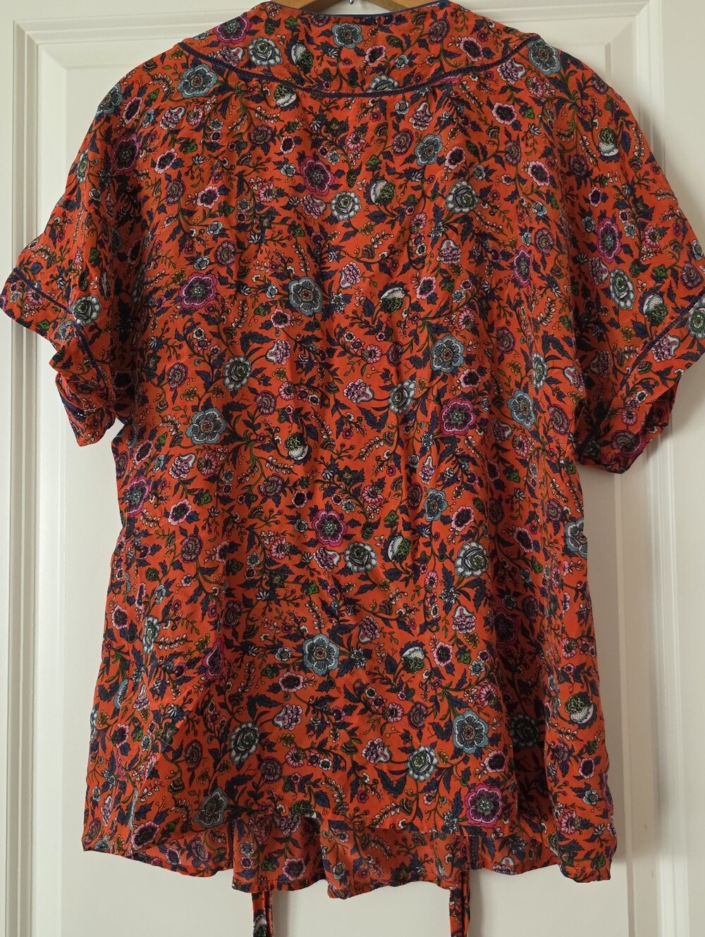 Maeve Anthroplogie 100% Silk Vneck Blouse Tie Front Back Womens M Floral Boho - Picture 5 of 7